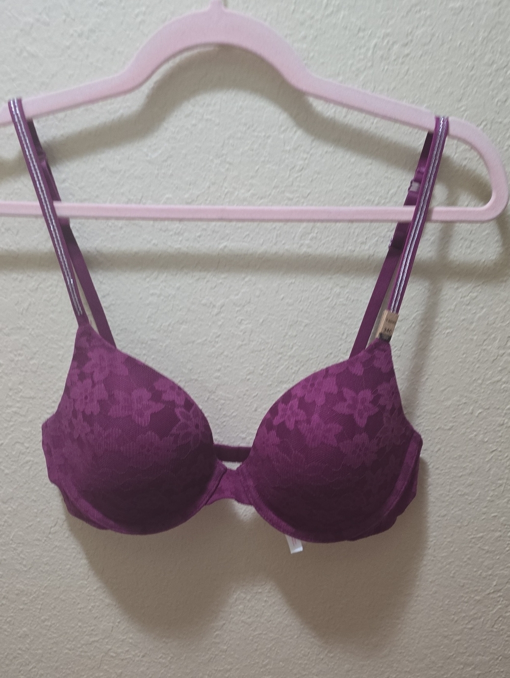 NWT PINK Victoria's Secret Purple Floral Lace Padded Bra